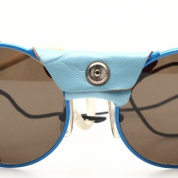 Ski glasses